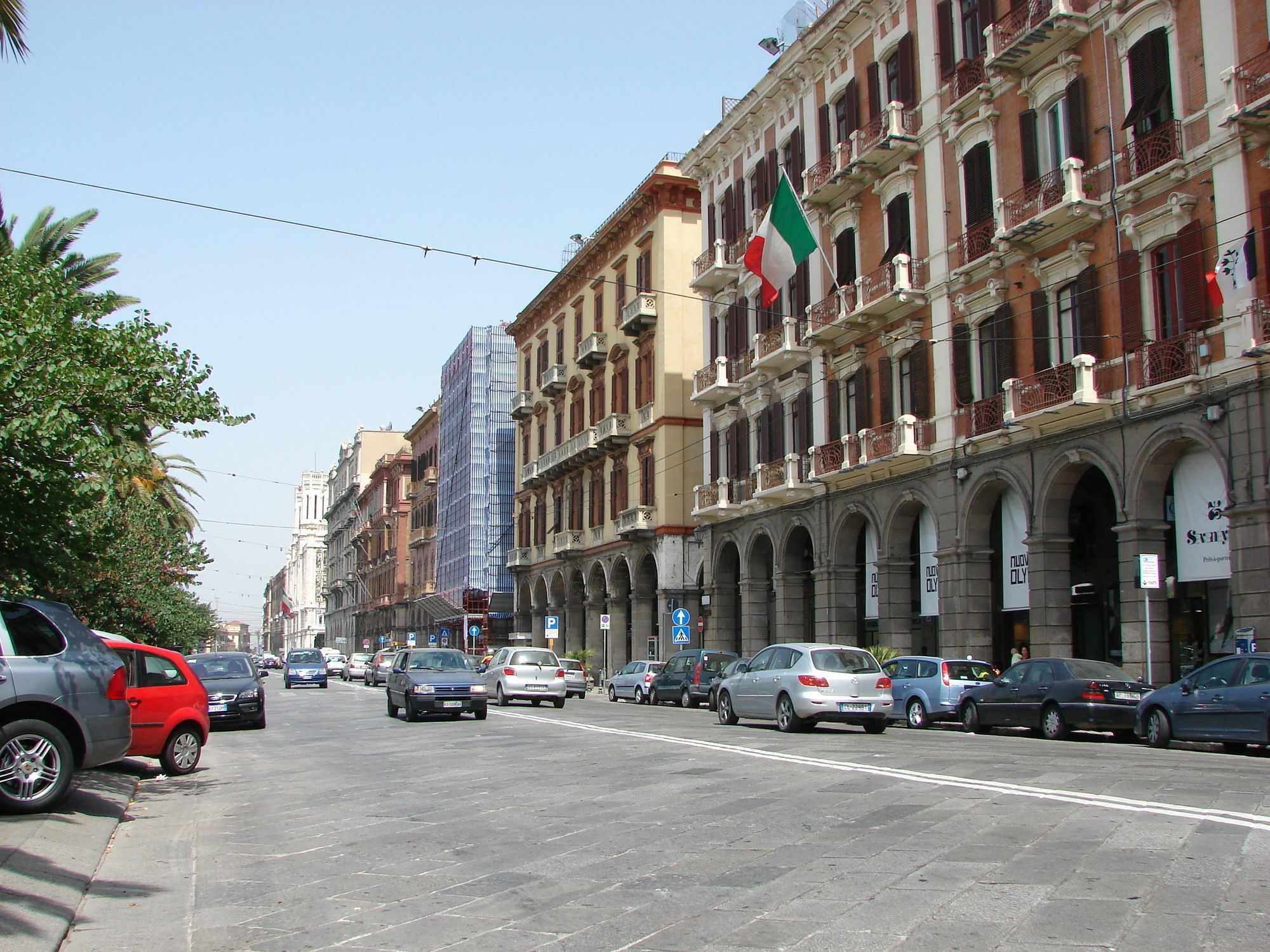 Hotel Aer Bj Vittoria Cagliari Bagian luar foto