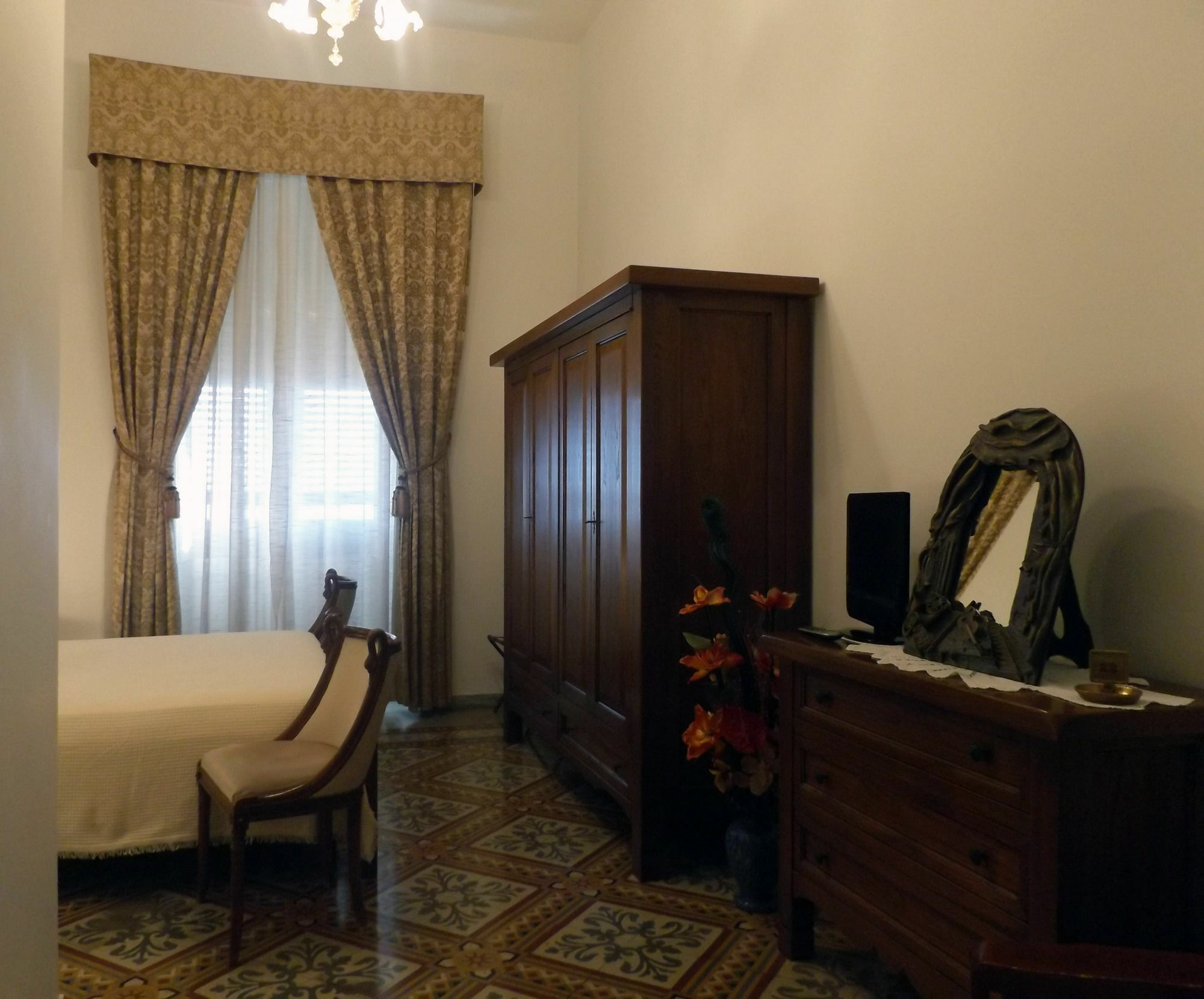 Hotel Aer Bj Vittoria Cagliari Bagian luar foto