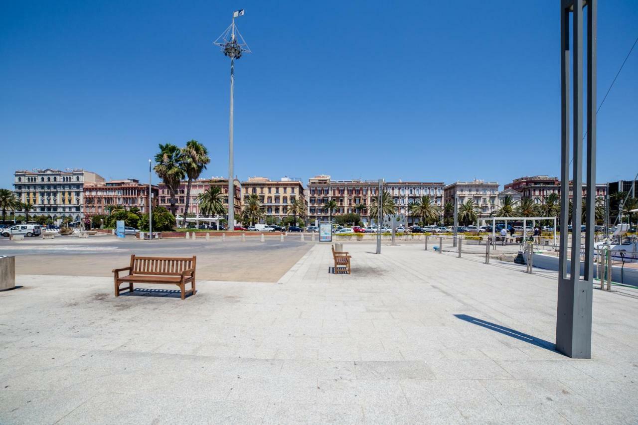 Hotel Aer Bj Vittoria Cagliari Bagian luar foto